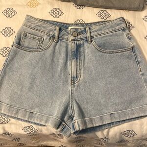 PacSun mom short size 26